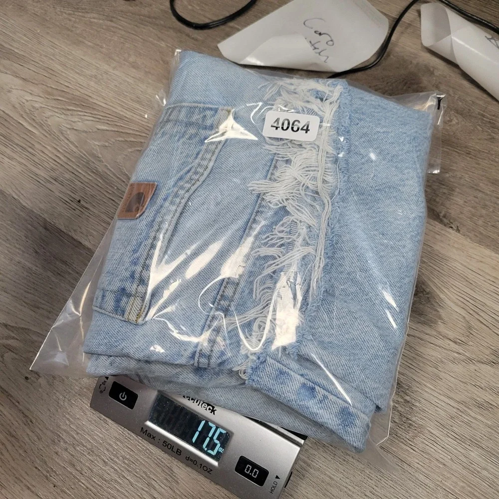 Carhartt Denim Shorts Mens 36 Light Wash Blue B18STW Raw Hem Distressed Cut Offs